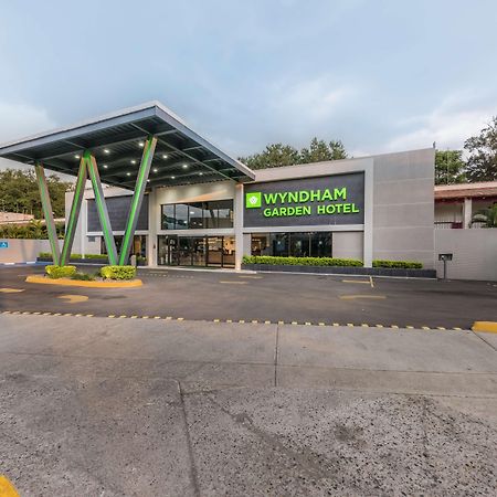 Wyndham Garden Guadalajara Expo Plaza Del Sol Hotel Exterior photo