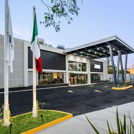 Wyndham Garden Guadalajara Expo Plaza Del Sol Hotel Exterior photo