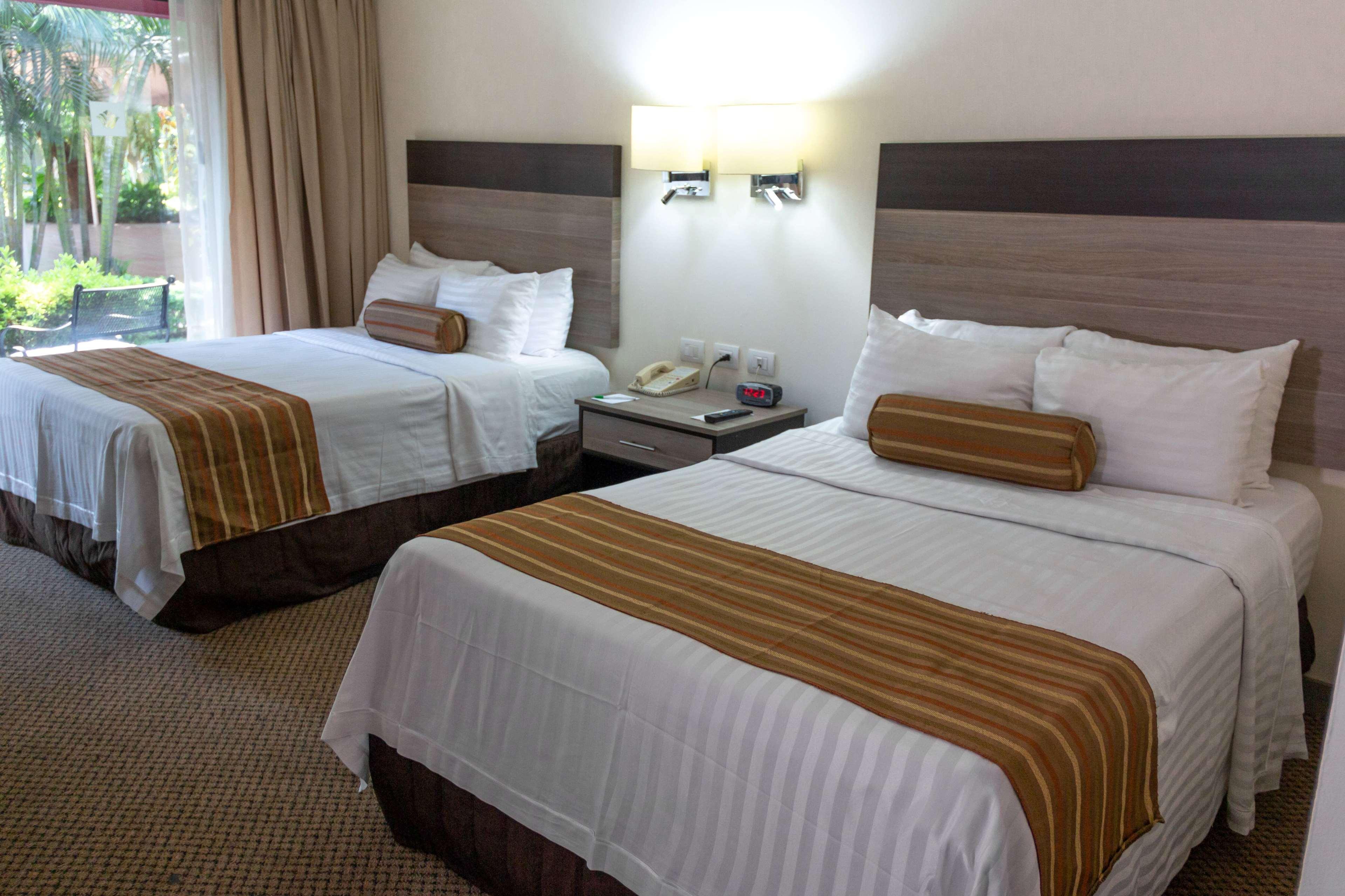 Wyndham Garden Guadalajara Expo Plaza Del Sol Hotel Zapopan Exterior photo